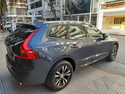 Volvo XC60 2.0t T5 Momentum Awd