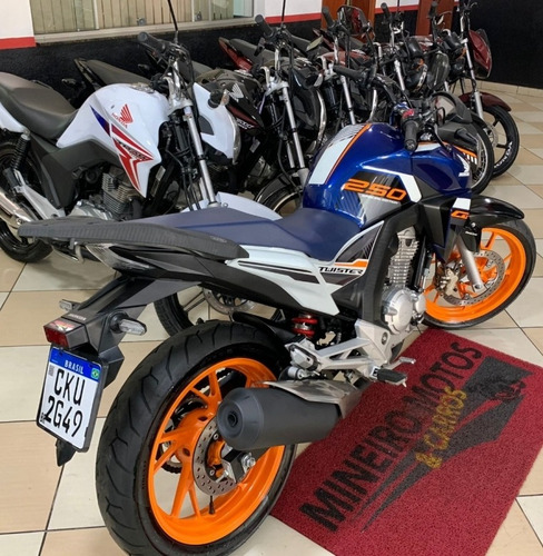 Imagem 3 de 5 de Twister Cb 250f 2020