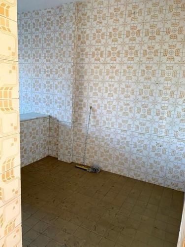 Apartamento Para Venda Em Volta Redonda, Aterrado, 2 Dormitórios, 1 Banheiro - 111_2-671691
