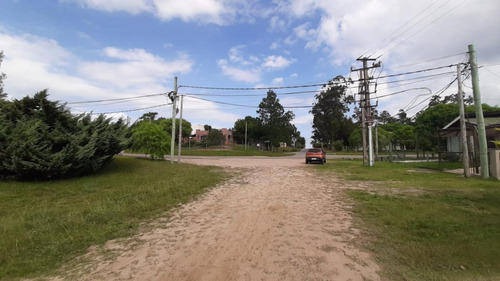 Imagen 27 de 29 de Propiedad En Zona Tranquila Y Pocas Cuadras De La Playa