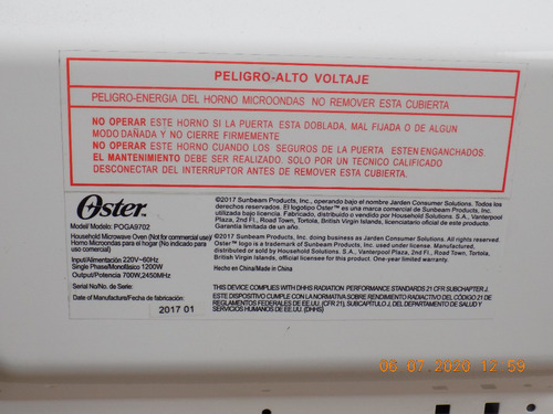 Horno Microondas Oster Poga9702 - 17 Lts.