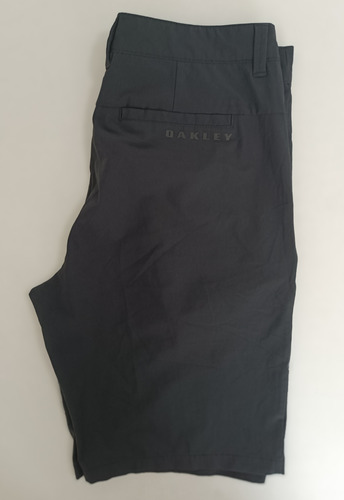 Short Oakley Regular Fit Stretch 30 Estilo Acuático (Usado)