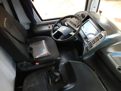 Onibus Rodoviario Comil 3.45 Com Ar Condicionado E Wc