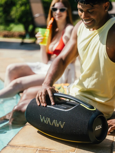 Caixa De Som Portátil Waaw Hyperboom 1000 Com Bluetooth 180w