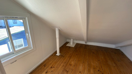 Buena Casa Con Depto Interior, Sector Los Condores Thno