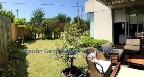 Casa En Complejo Con Seguridad