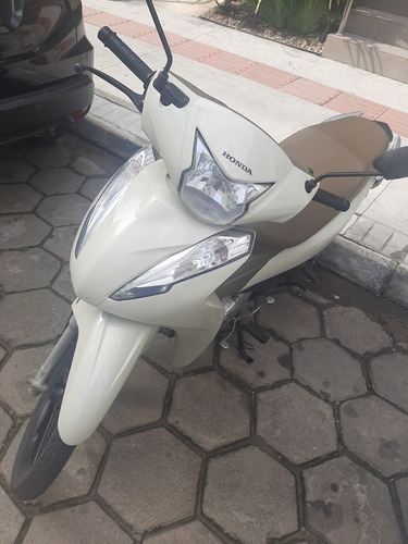 Imagem 6 de 7 de Honda Biz