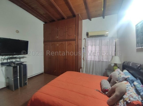 Imagen 14 de 30 de Casa La Mulera Maracay 04 Dormitorios 04 Baños Gran Tamaño 22-1556 ##