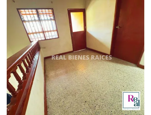 Casa En Arriendo Segundo Piso Con Mansarda