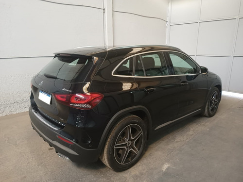 Imagen 4 de 8 de Mercedes Benz Gla 250