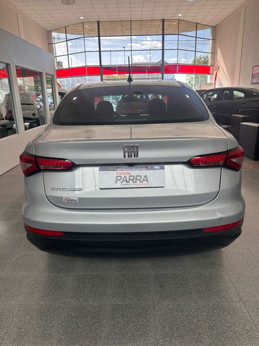 Fiat Cronos 1.8 16v Precision