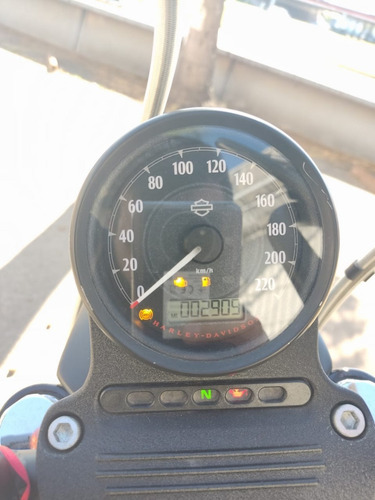Imagen 5 de 8 de Harley Davidson 883 Iron