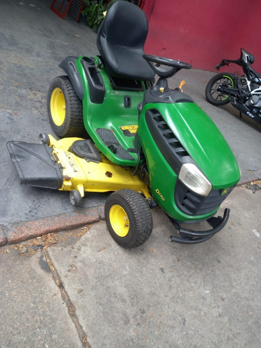 Imagen 2 de 15 de Corta Pasto John Deere