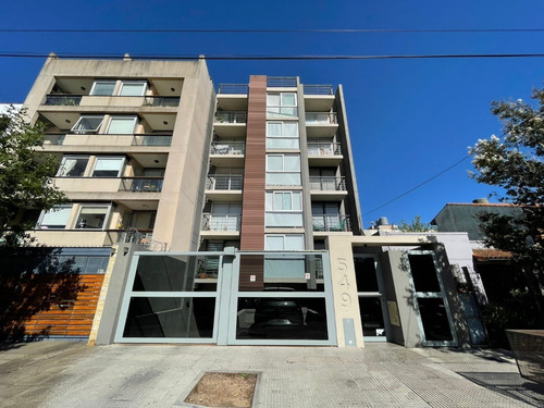 Imagen 2 de 22 de Departamento Venta Dos Ambientes En Castelar Sur