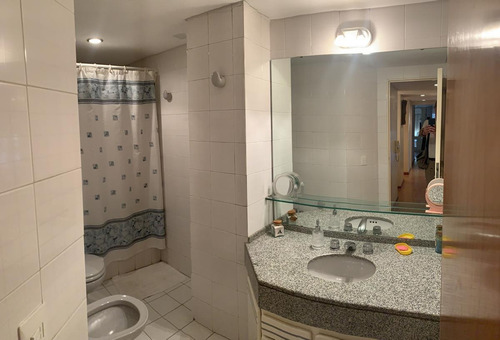Imagen 15 de 28 de Venta Dúplex 4 Dormitorios. 245m Totales. Recoleta