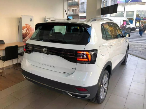 Imagen 2 de 25 de Volkswagen T-cross 1.0 200tsi Highline At My 2022 0km