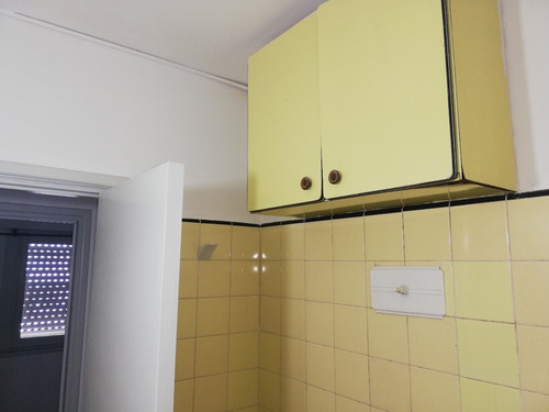 Imagen 12 de 13 de Departamento De 3 Ambientes/ A 1 Cuadra Dela Estación Ramos Mejía