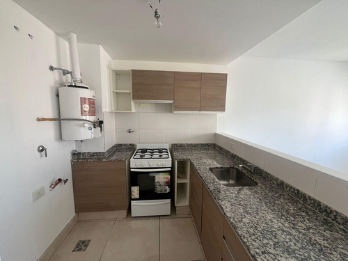 Venta Departamento Monoambiente En Barrio Martin. Apto Crédito.