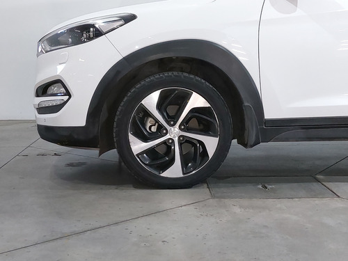 Hyundai Tucson 2.0 Limited Tech Navi At