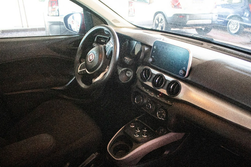 Fiat Cronos 1.3 Drive Gsr Flex 4p