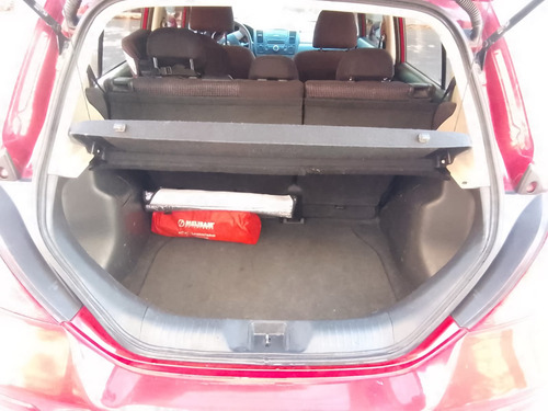 Nissan Tiida 1.8 Acenta