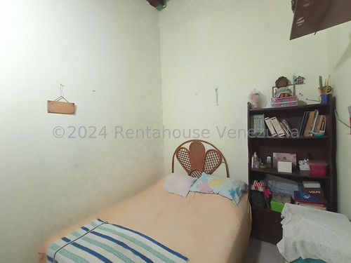 Casa En Venta Ubicada En Cagua Urb Prados De La Encrucijada Db 24-24283