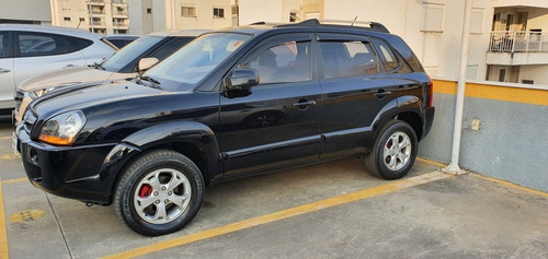 Imagem 1 de 4 de Hyundai Tucson 2013 2.0 Gls 4x2 Aut. 5p