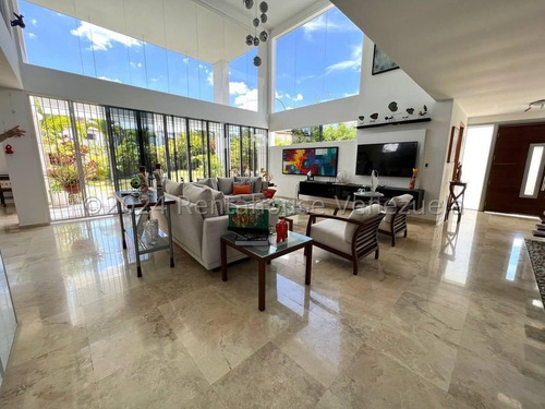Casa Moderna Vanguardista En Alquiler Lomas De La Lagunita I