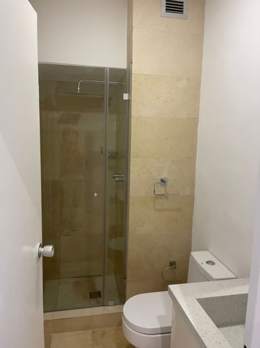Imagen 10 de 13 de Apartamento En Venta En Colinas De Bello Monte Cerca De La Embajada Americana