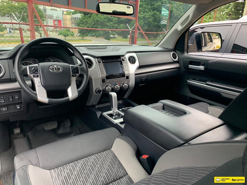 Toyota Tundra Sr5