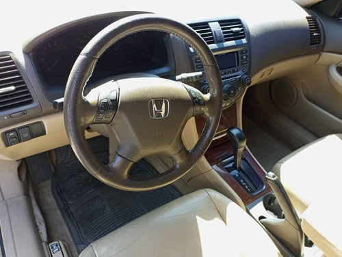 Imagen 12 de 16 de Honda Accord
