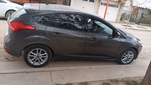 Ford Focus III 1.6 Sedan S