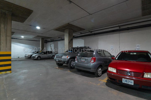 Edificio Comercial En Venta Mls #24-17255