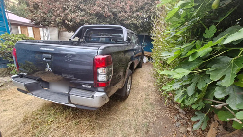 Mitsubishi L200 2.4 Work Cr Wf Mt 4x2 Diesel 2022