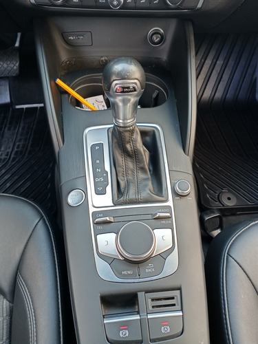 Imagen 12 de 15 de Audi A3 2018 1.4 Sedán Select At Dsg