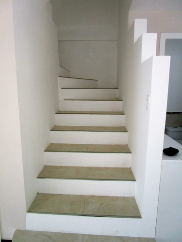 Imagen 9 de 26 de Se Vende Hermosa Casa Por Estrenar Con Ubicacion Exclusiva En Conjunto Privado Prados De Inchalillo 2
