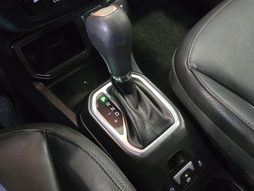 Jeep Renegade 1.8 16V FLEX SPORT 4P AUTOMÁTICO