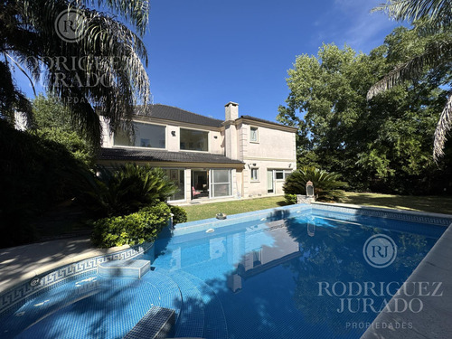 Casa De 400m2 En Venta Barrio Privado Septiembre - Maschwitz