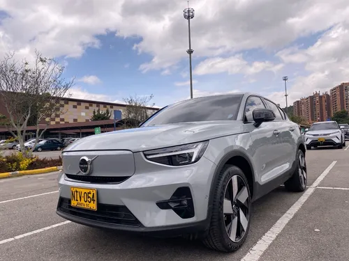 Volvo C40 Ultimate P8 4x4 2024