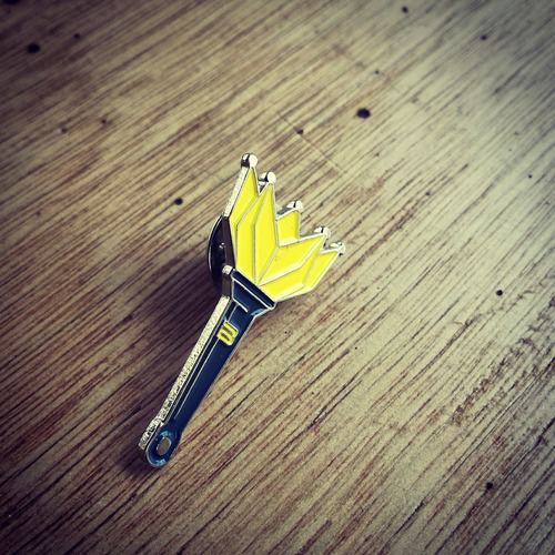 Big Bang Pin De Metal Kpop (x 3)