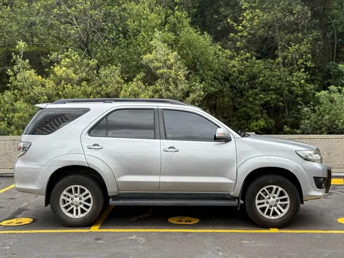Toyota Fortuner 2.7l 4x2