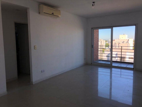 Imagen 2 de 14 de Departamento En Venta En Moron Sur
