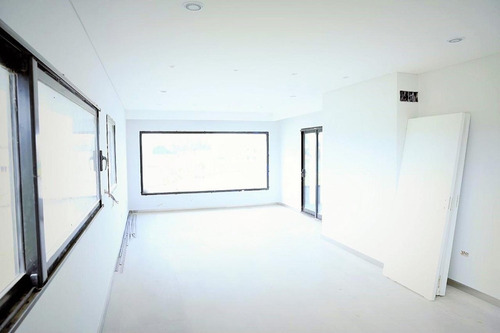 Imagen 5 de 13 de Lagos De San Eliseo - Residencia Moderna Con Vista Al Lago