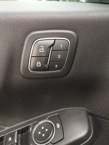 Ford Escape TITANIUM HEV TP 2500CC 4X4