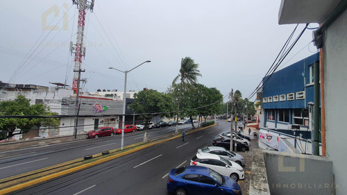 Local En Renta En Veracruz En Av. Principal Con 17 Metros De Frentre