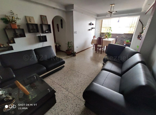 Imagen 3 de 10 de En Venta Apartamento Mls #21-12486