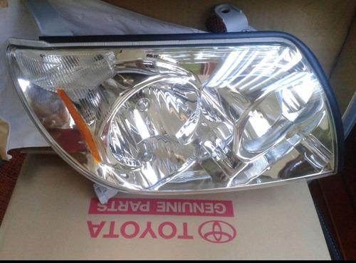 Faro Derecho 4runner 2003-2005 Original Toyota