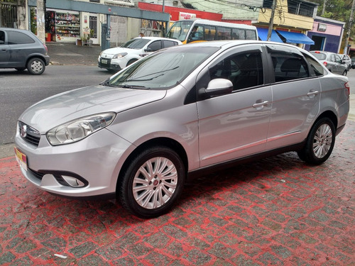 Fiat Grand Siena 1.6 2014 Essence Flex 4p Zero De Entrada