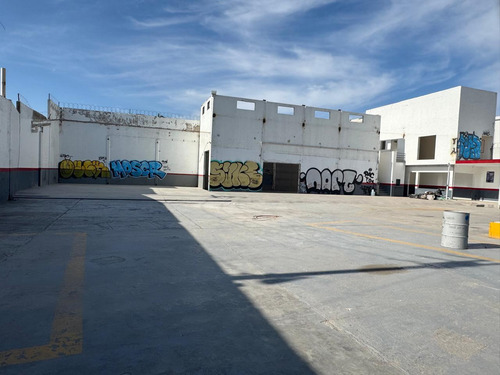Local En Renta Blvd. Alonso De Torres 952 M2 León, Gto