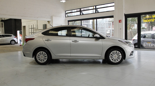Hyundai Accent 1.6 Sedan Gl Mt